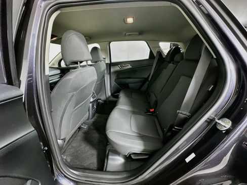 Used 2026 Kia Sportage LX FWD image 25