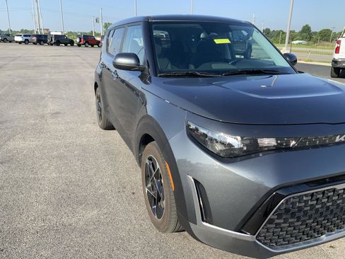 Used 2024 Kia Soul EX FWD image 15