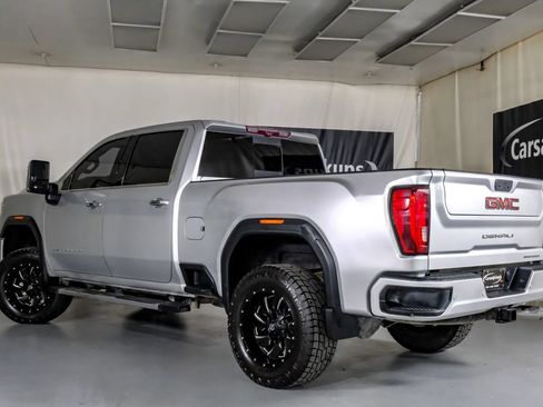 Used 2021 GMC Sierra 2500 Denali w/ Denali Ultimate Package AWD/4WD image 9