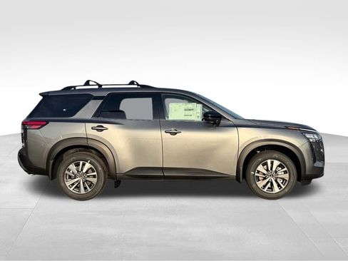 New 2026 Nissan Pathfinder SL AWD/4WD image 6