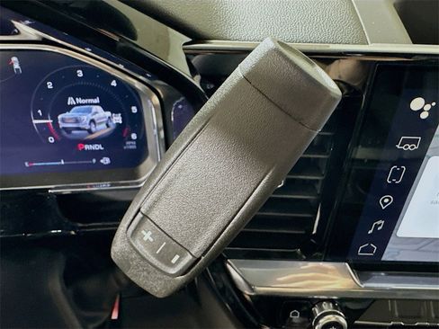 New 2026 GMC Sierra 1500 Elevation image 11