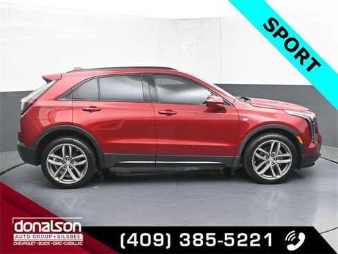 Used 2023 Cadillac XT4 Sport image 2