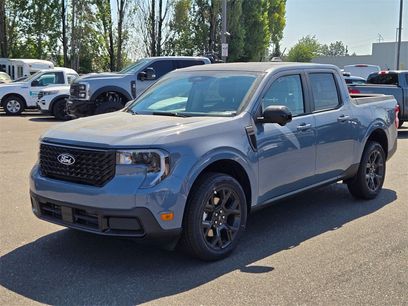 New 2025 Ford Maverick Lariat w/ Black Appearance Package