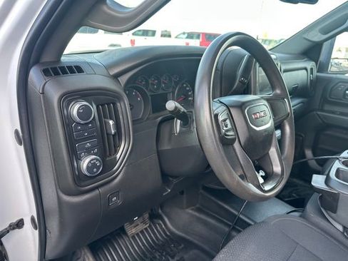 Used 2023 GMC Sierra 2500 Pro w/ Convenience Package image 24
