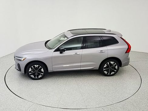 New 2026 Volvo XC60 B5 Plus w/ Protection Package Premier AWD/4WD image 36