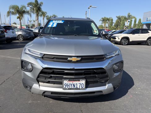 Used 2023 Chevrolet TrailBlazer LT FWD image 39