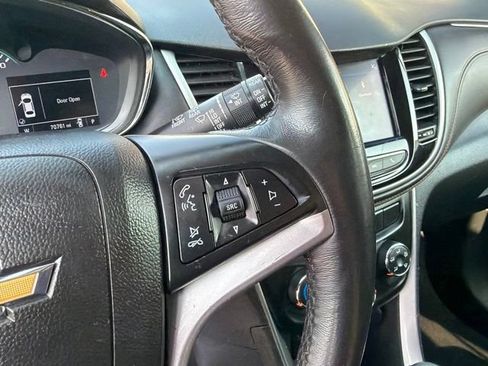 Used 2022 Chevrolet Trax LT w/ Driver Confidence Package AWD/4WD image 26