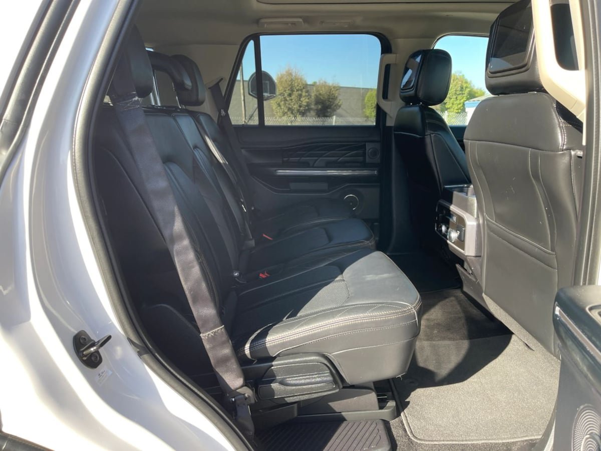 Used 2019 Ford Expedition Platinum RWD image 29