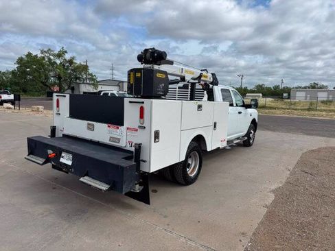 Used 2024 RAM 3500 Tradesman AWD/4WD image 4