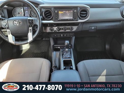 Used 2018 Toyota Tacoma SR5 w/ Exterior Package image 14