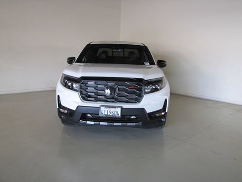 Certified 2025 Honda Ridgeline TrailSport image 2