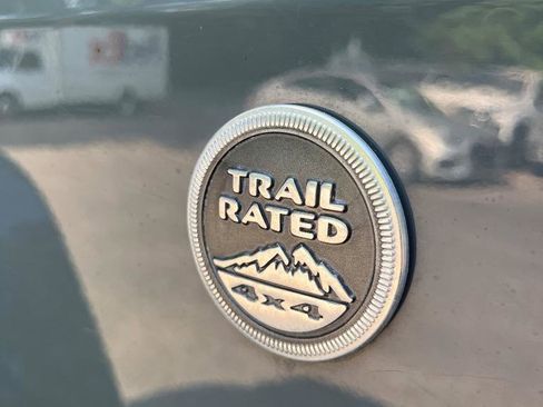 Used 2014 Jeep Wrangler Unlimited Sahara w/ Connectivity Group AWD/4WD image 7