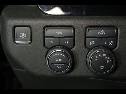 Used 2022 Chevrolet Silverado 1500 LT w/ Protection Package image 15