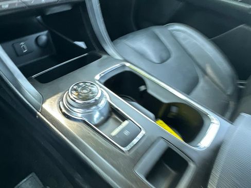 Used 2018 Ford Fusion Titanium AWD/4WD image 16