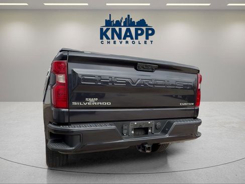Used 2022 Chevrolet Silverado 1500 Custom RWD image 4