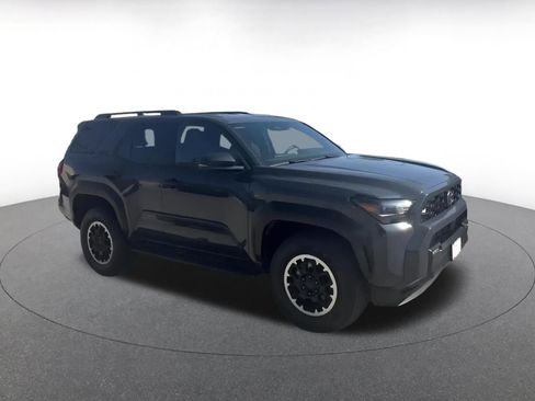 Used 2025 Toyota 4Runner TRD Off-Road image 2