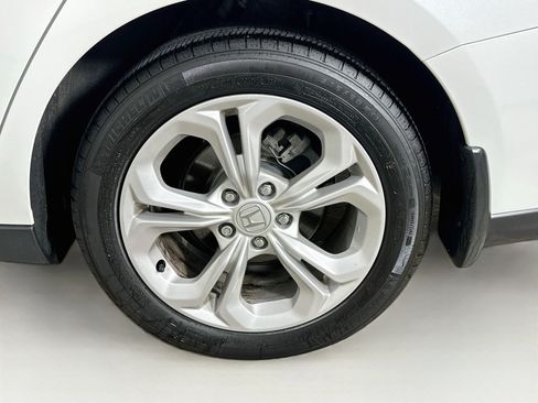 Used 2025 Honda Accord LX image 11
