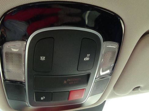 Used 2025 Hyundai Sonata SEL FWD image 26