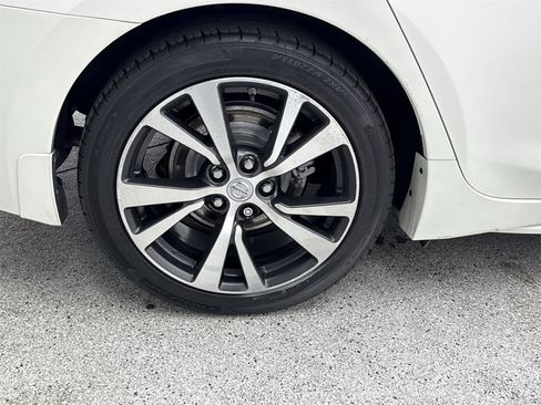 Used 2017 Nissan Maxima 3.5 S image 45