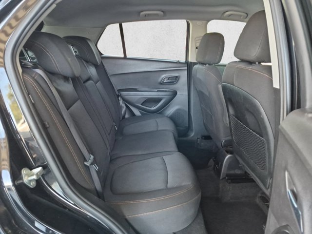 Used 2018 Chevrolet Trax LT FWD image 19