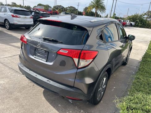 Used 2019 Honda HR-V EX image 7