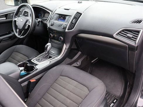 Used 2015 Ford Edge SEL FWD image 25