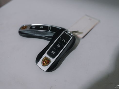Used 2021 Porsche Panamera GTS AWD/4WD image 27