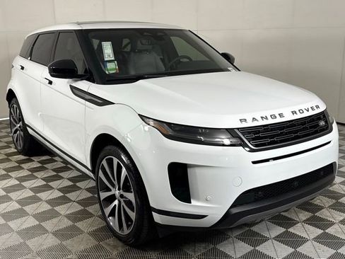 New 2026 Land Rover Range Rover Evoque S image 9