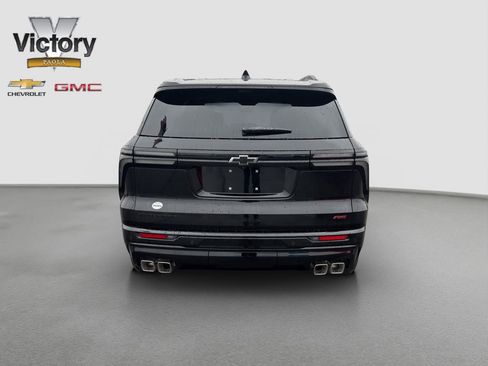 New 2026 Chevrolet Traverse RS w/ LPO, Floor Liner Package FWD image 5