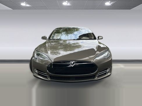 Used 2015 Tesla Model S 85D AWD/4WD image 4