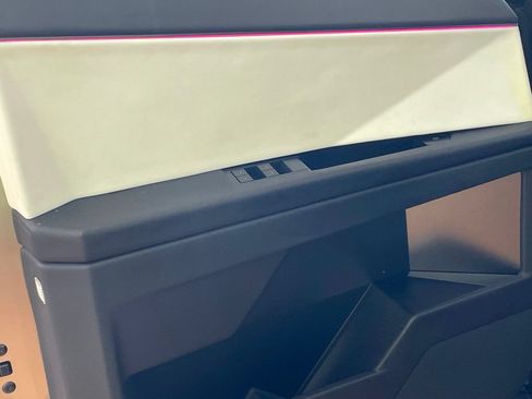 Used 2024 Tesla Cybertruck AWD Crew Cab image 13
