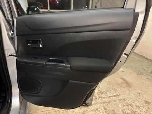 Used 2012 Mitsubishi Outlander Sport SE image 25