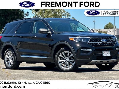 Certified 2023 Ford Explorer XLT w/ Equipment Group 202A AWD/4WD image 1
