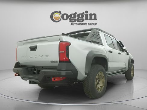 New 2025 Toyota Tacoma 4x4 Double Cab Hybrid image 17