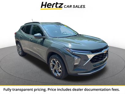 Used 2025 Chevrolet Trax LT