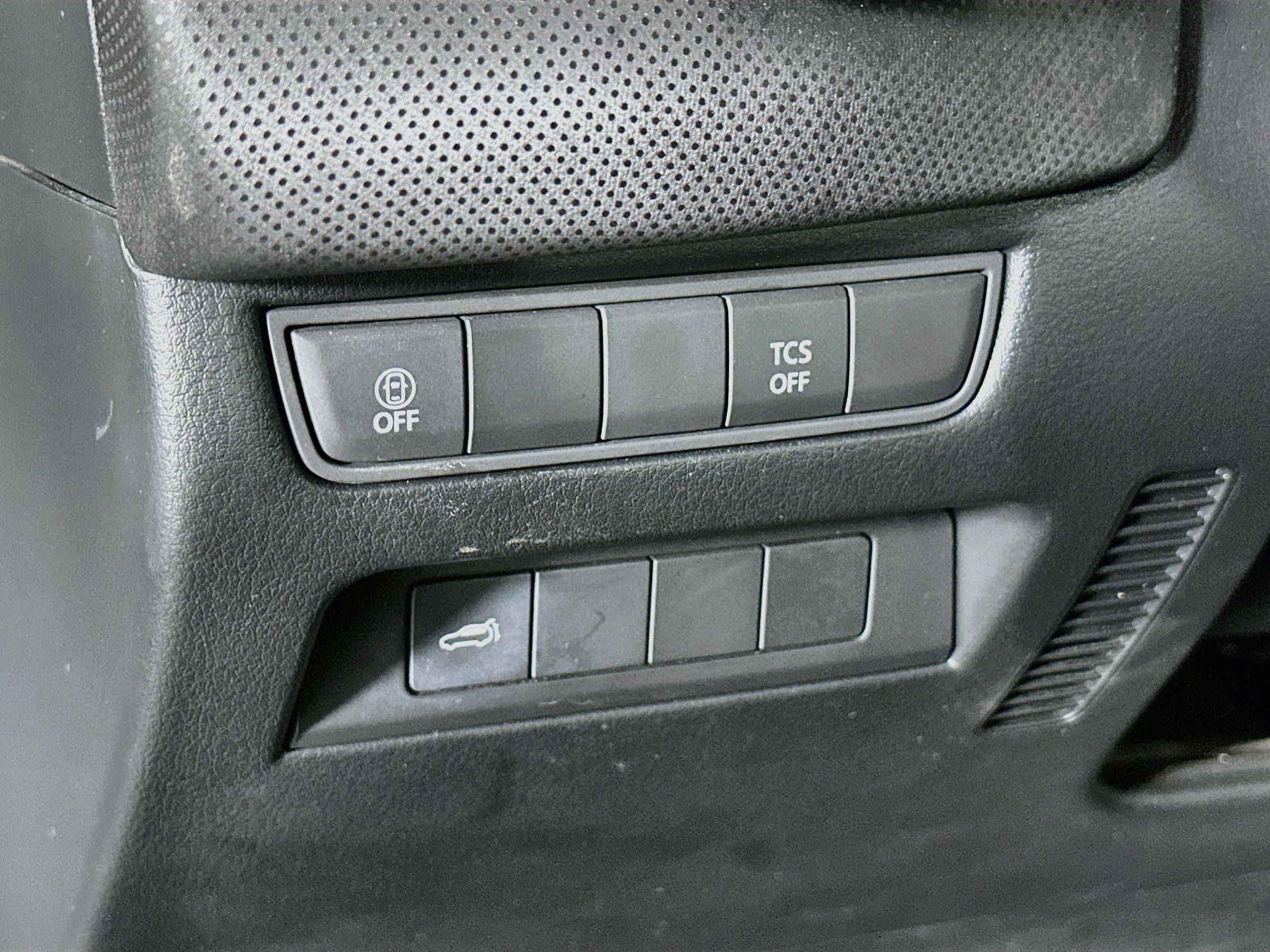 Used 2024 MAZDA CX-50 AWD 2.5 S w/ Cargo Package image 17