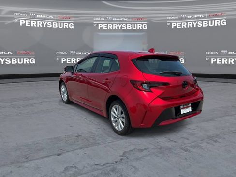 Used 2023 Toyota Corolla SE FWD image 6