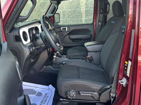 Used 2021 Jeep Wrangler Unlimited Sport AWD/4WD image 7