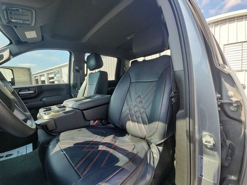 Used 2024 Chevrolet Silverado 2500 Custom w/ Custom Value Package AWD/4WD image 21