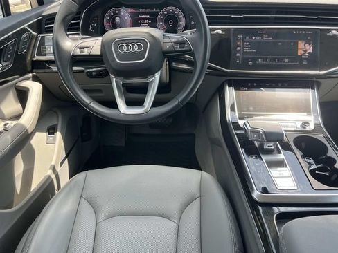 Used 2023 Audi Q7 3.0T Prestige AWD/4WD image 13