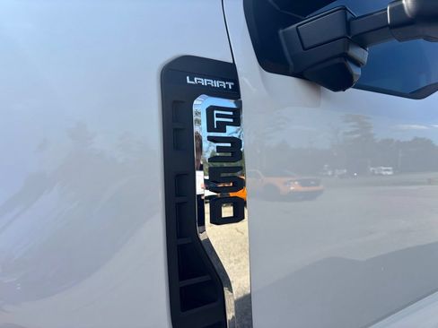 Used 2024 Ford F350 Lariat w/ Tremor Off-Road Package AWD/4WD image 10