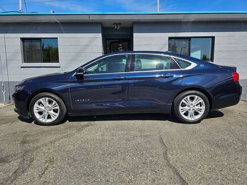 Used 2015 Chevrolet Impala LT FWD image 2