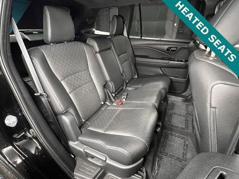 Used 2023 Honda Passport Elite image 11