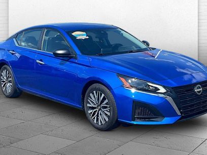 Used 2025 Nissan Altima 2.5 SV