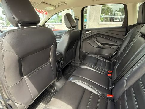 Used 2018 Ford Escape Titanium w/ Ford Safe & Smart Package AWD/4WD image 10