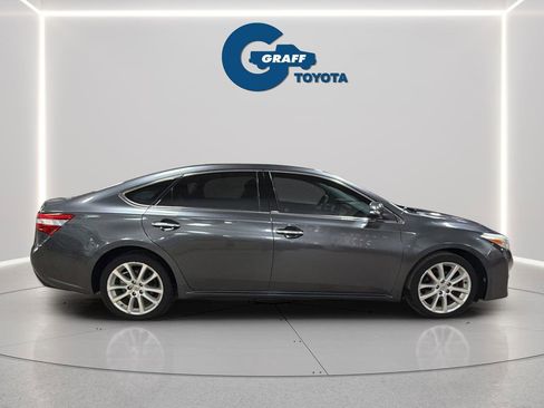 Used 2013 Toyota Avalon XLE Touring image 17