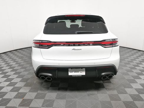 Certified 2025 Porsche Macan image 29