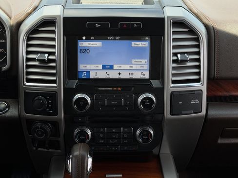 Used 2017 Ford F150 King Ranch w/ Equipment Group 601A Luxury AWD/4WD image 20