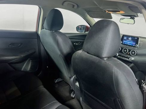 Used 2024 Nissan Sentra SV FWD image 8