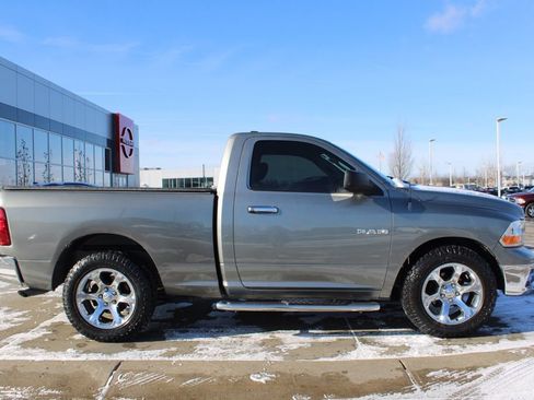 Used 2010 Dodge Ram 1500 Truck SLT image 6